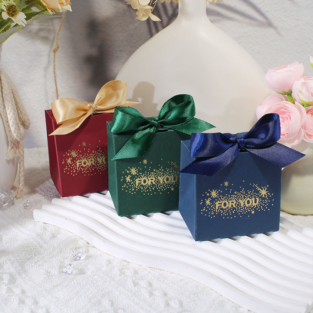 Elegant 5pcs Wedding Favors Gift Boxes with Satin Ribbon
